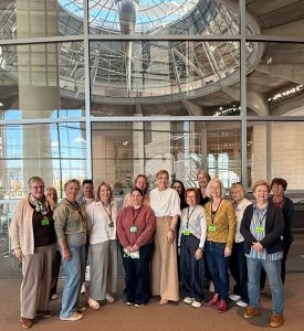 Gleichsstellungsbeauftragte zum Besuch im Bundestag mit der Bundestagspräsidentin Fr. Julia Klöckner 